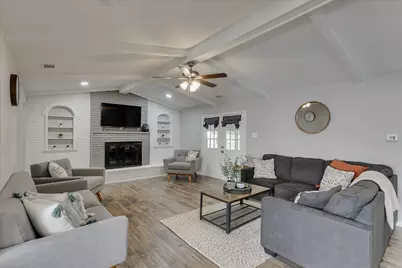 5825 Hillcroft Street, Dallas, TX 75227 - Photo 10