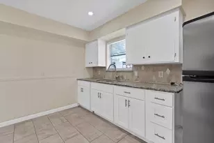 8533 Blossom Ln, Dallas, TX 75227 - Photo 26