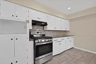 8533 Blossom Ln, Dallas, TX 75227 - Photo 28