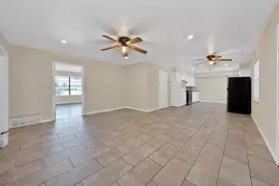 8533 Blossom Ln, Dallas, TX 75227 - Photo 24