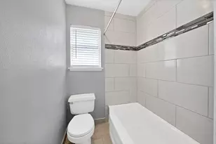 8533 Blossom Ln, Dallas, TX 75227 - Photo 18