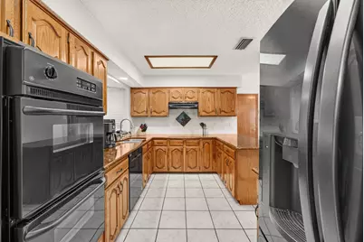 1208 Fox Hollow Drive, Carrollton, TX 75007 - Photo 14
