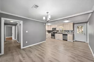 320 N 36th St, Corsicana, TX 75110 - Photo 10