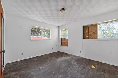 926 SE 5th Street, Grand Prairie, TX 75051 - Photo 22