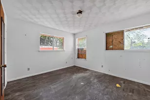 926 SE 5th St, Grand Prairie, TX 75051 - Photo 22