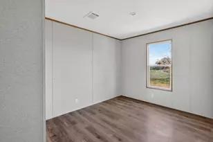 206 Rhett Ct, Aurora, TX 76078 - Photo 20