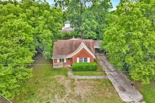 1404 E Tennie St, Gainesville, TX 76240 - Photo 6