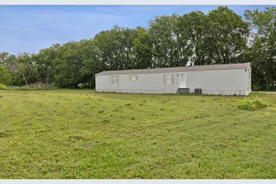 1946 County Road 2290, Quinlan, TX 75474 - Photo 2