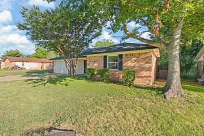 1206 Hemphill Drive, Cleburne, TX 76033 - Photo 2