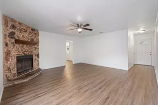 1206 Hemphill Dr, Cleburne, TX 76033 - Photo 6