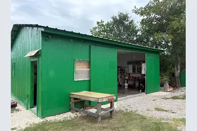 109 Pr 2400, Iredell, TX 76649 - Photo 14