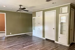 2225 N Shannon St, Sherman, TX 75092 - Photo 8