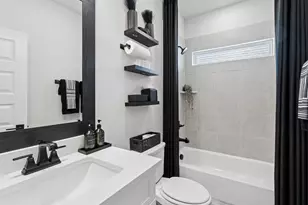 4121 Blackbird Ave, Little Elm, TX 75068 - Photo 14