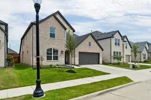4121 Blackbird Ave, Little Elm, TX 75068 - Photo 2