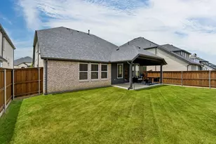 4121 Blackbird Ave, Little Elm, TX 75068 - Photo 32