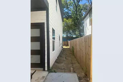 5029 Colonial Avenue, Dallas, TX 75215 - Photo 24