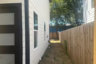 5029 Colonial Ave, Dallas, TX 75215 - Photo 24