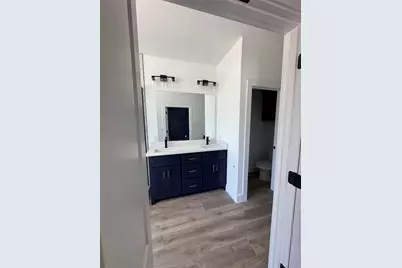 5029 Colonial Avenue, Dallas, TX 75215 - Photo 18