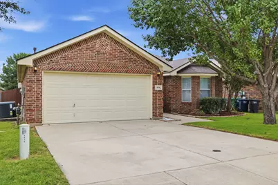 5828 Pearl Oyster Lane, Fort Worth, TX 76179 - Photo 2