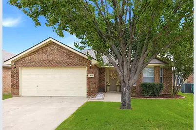 5828 Pearl Oyster Lane, Fort Worth, TX 76179 - Photo 2