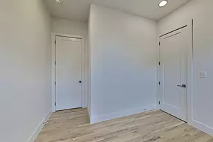 4633 Manett St, Dallas, TX 75204 - Photo 12