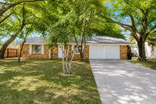 421 Apple Blossom Ln, Hurst, TX 76053 - Photo 1