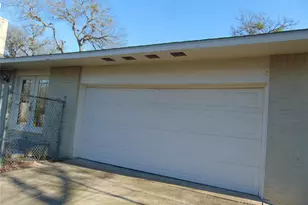 3655 Pallos Verdas Dr, Dallas, TX 75229 - Photo 16