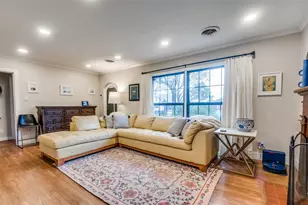 2127 Leander Dr, Dallas, TX 75211 - Photo 4