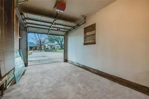 2127 Leander Dr, Dallas, TX 75211 - Photo 20