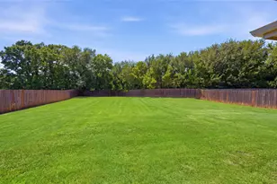 780 Countryside Dr, Aubrey, TX 76227 - Photo 8
