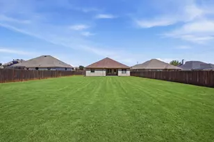 780 Countryside Dr, Aubrey, TX 76227 - Photo 24