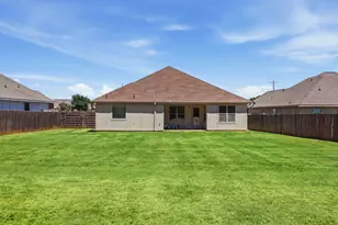 780 Countryside Dr, Aubrey, TX 76227 - Photo 22