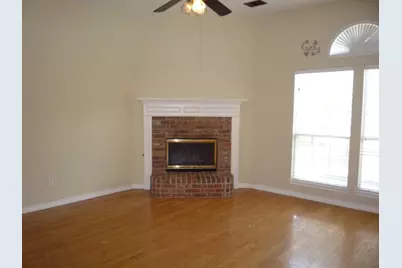 1406 Oxford Drive, Mansfield, TX 76063 - Photo 10