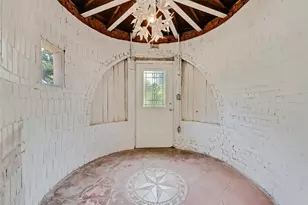 501 Lakeshore Rd, Shady Shores, TX 76208 - Photo 2