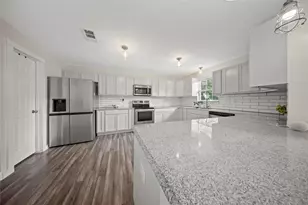3535 Virginia Blvd, Dallas, TX 75211 - Photo 8