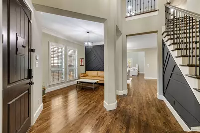 2029 N Hill Drive, Irving, TX 75038 - Photo 2