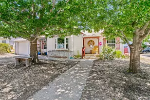 2721 Halbert St, Fort Worth, TX 76112 - Photo 2