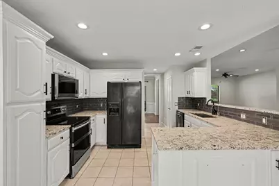 2421 Cornell Drive, Flower Mound, TX 75022 - Photo 10