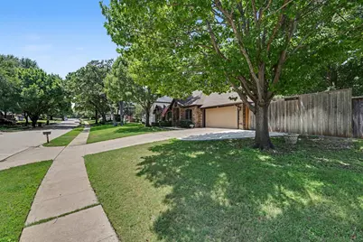 2421 Cornell Drive, Flower Mound, TX 75022 - Photo 2