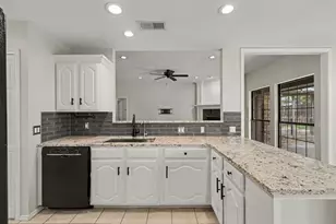 2421 Cornell Dr, Flower Mound, TX 75022 - Photo 8