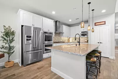 1400 Madrid Falls Drive, McKinney, TX 75071 - Photo 6