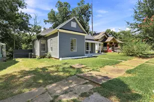 604 E Morton St, Denison, TX 75021 - Photo 2
