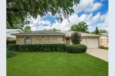 1916 Victoria Drive, Arlington, TX 76012 - Photo 1