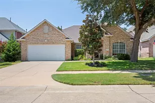 415 Patricia Ln, Highland Village, TX 75077 - Photo 2