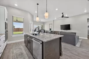 1720 River Bend Rd, Burleson, TX 76028 - Photo 6