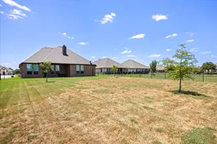 509 River Bank Ct, Granbury, TX 76049 - Photo 34