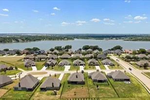 509 River Bank Ct, Granbury, TX 76049 - Photo 38