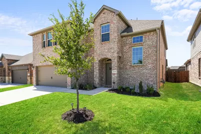10608 Plumlee Lane, Aubrey, TX 76227 - Photo 2