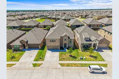 10608 Plumlee Lane, Aubrey, TX 76227 - Photo 36