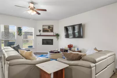 10608 Plumlee Lane, Aubrey, TX 76227 - Photo 10